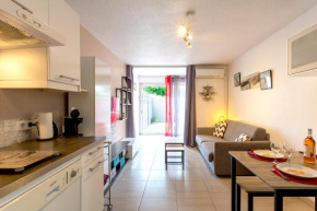 Beau studio avec grande terrasse
